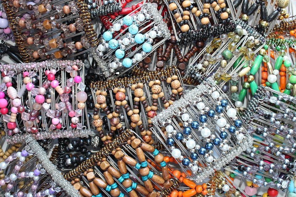 African Butterfly - 7 Tong Wire Hair Clips